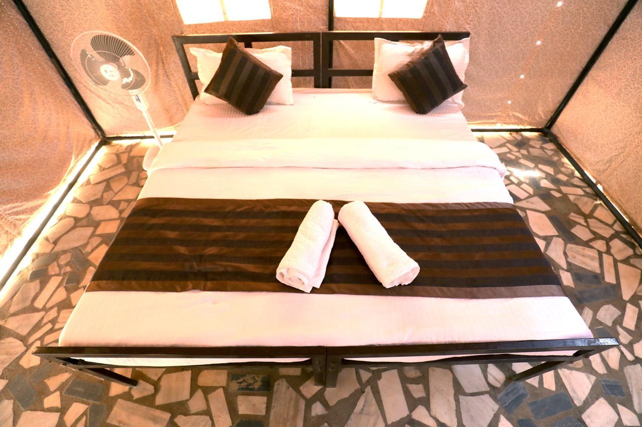 Hotel Nova Patgar Tents Bhuj Zewnętrze zdjęcie